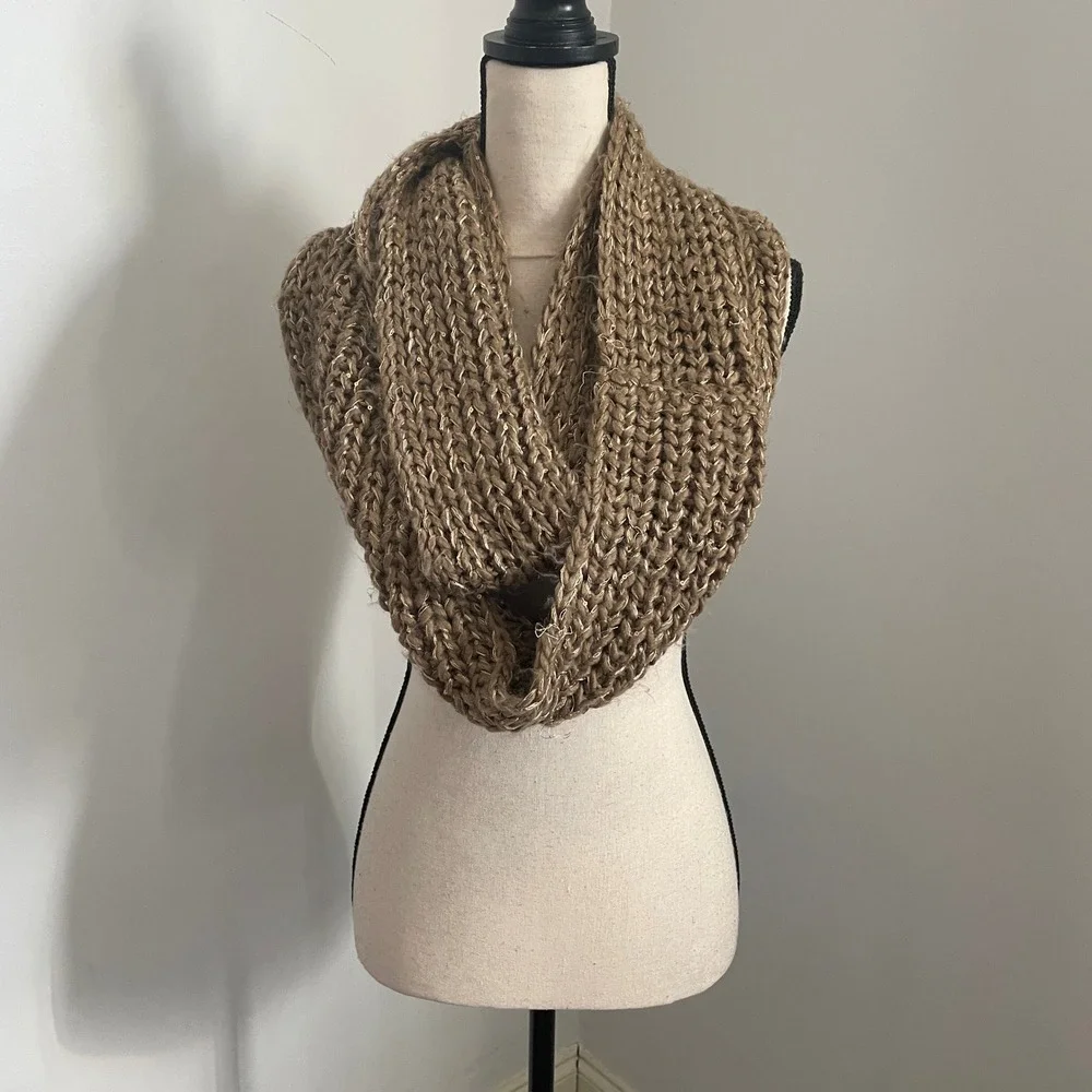 Tan Brown Chunky Knit Infinity Scarf Gold Metallic Sequin Ribbed Loop‎ Boho Chic
